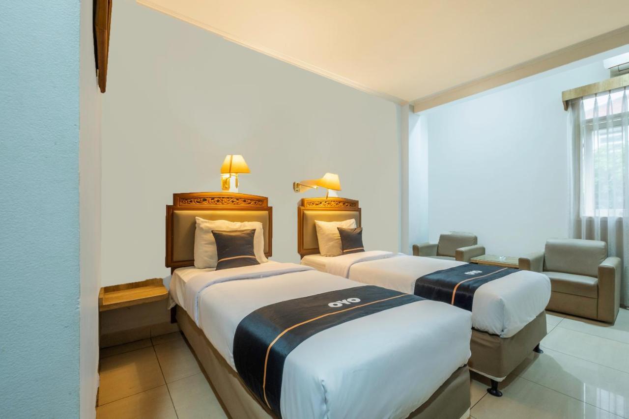 Oyo 2329 Nyland 3 Cijagra Bandung