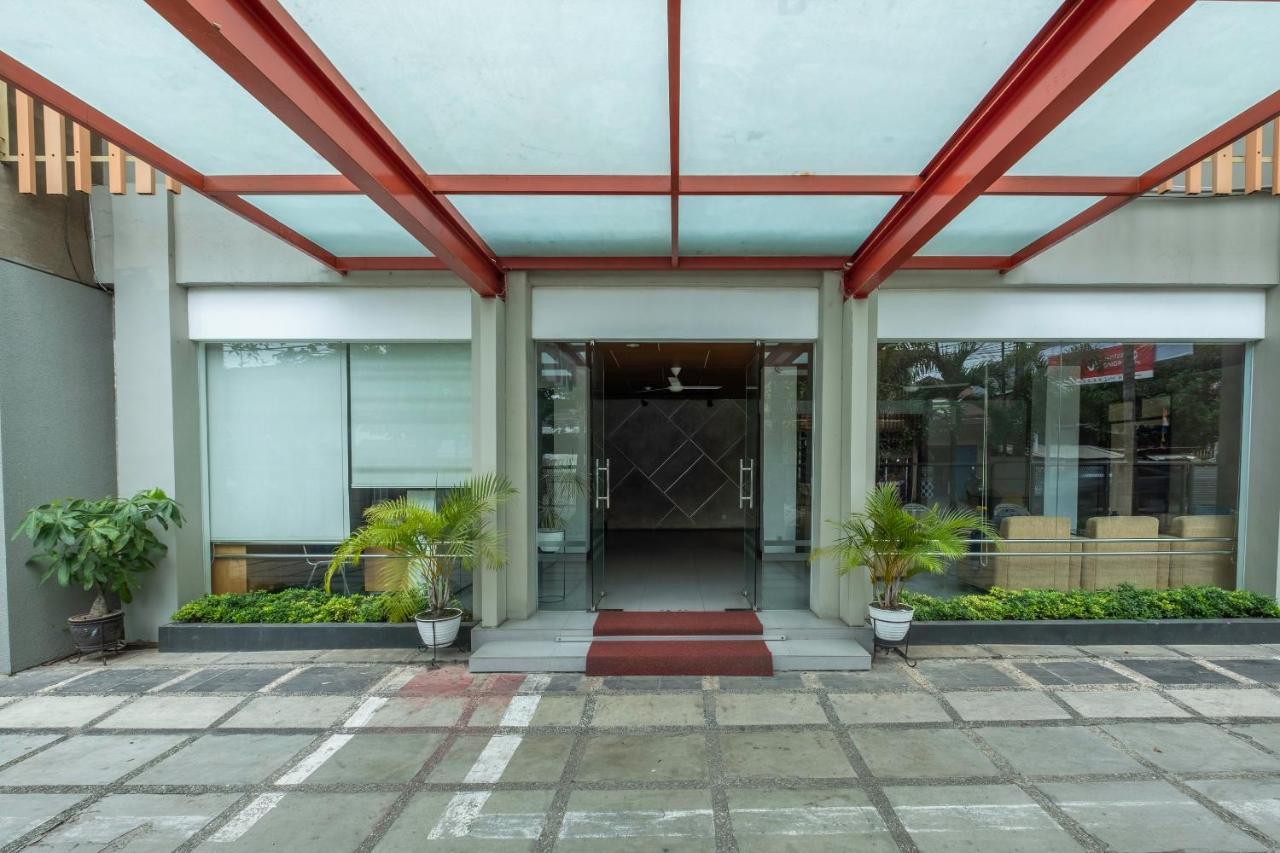 Oyo 2329 Nyland 3 Cijagra Hotel