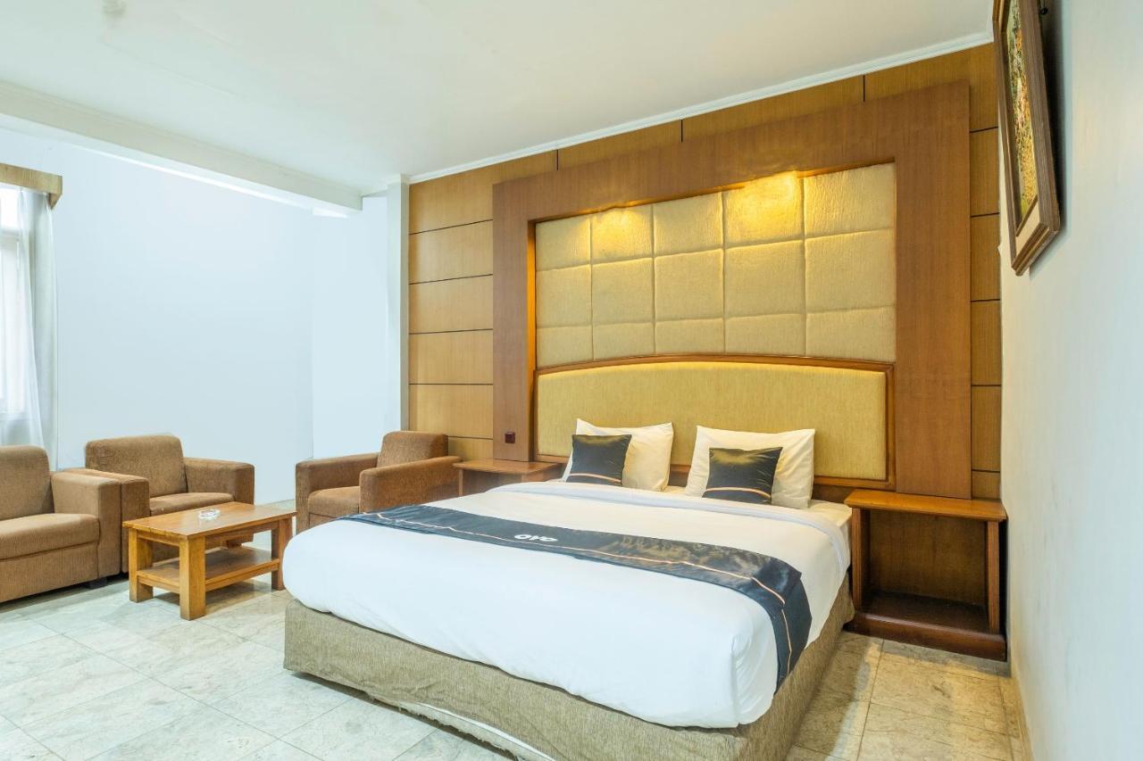 Oyo 2329 Nyland 3 Cijagra Bandung