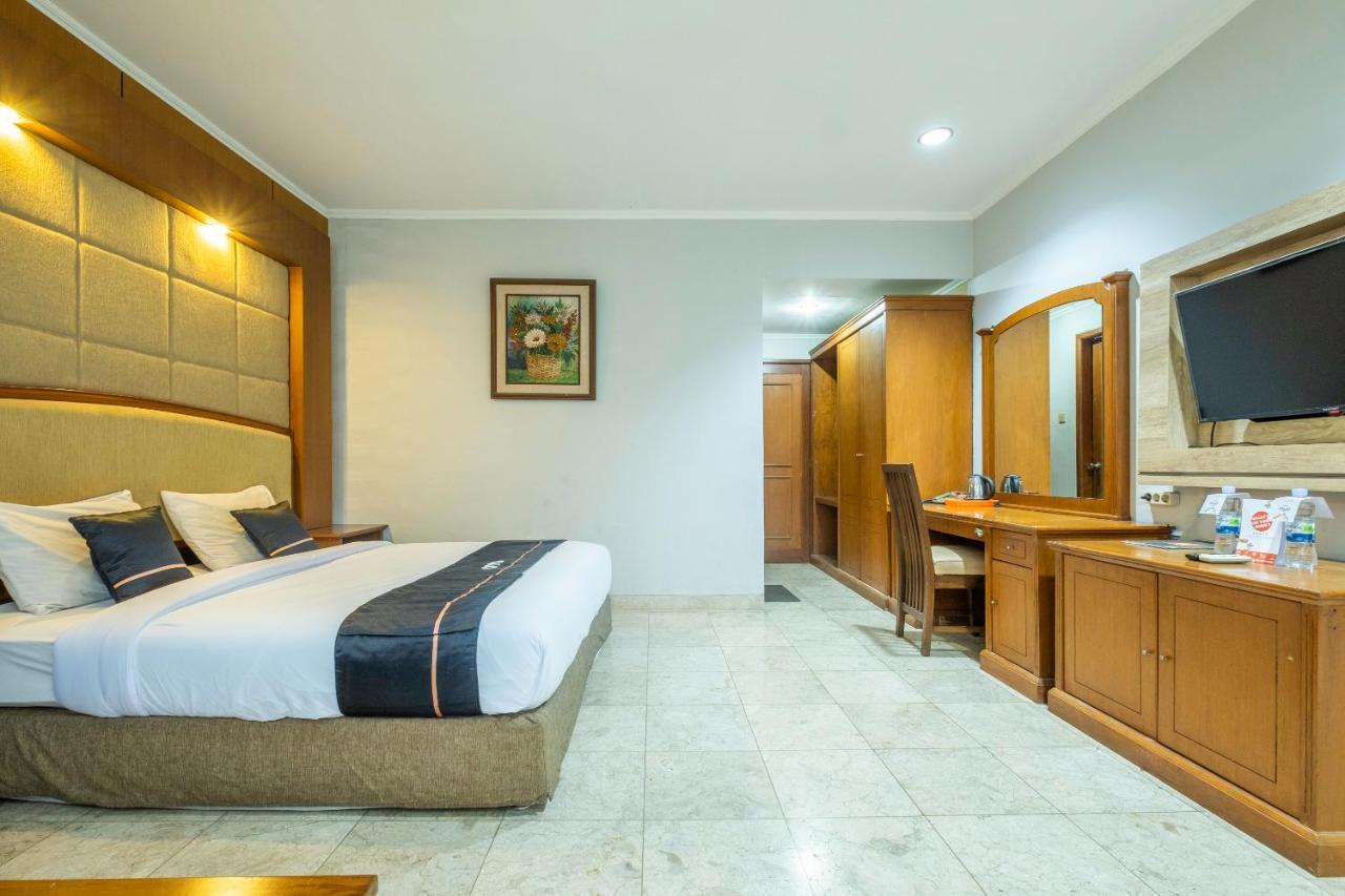 Oyo 2329 Nyland 3 Cijagra Bandung